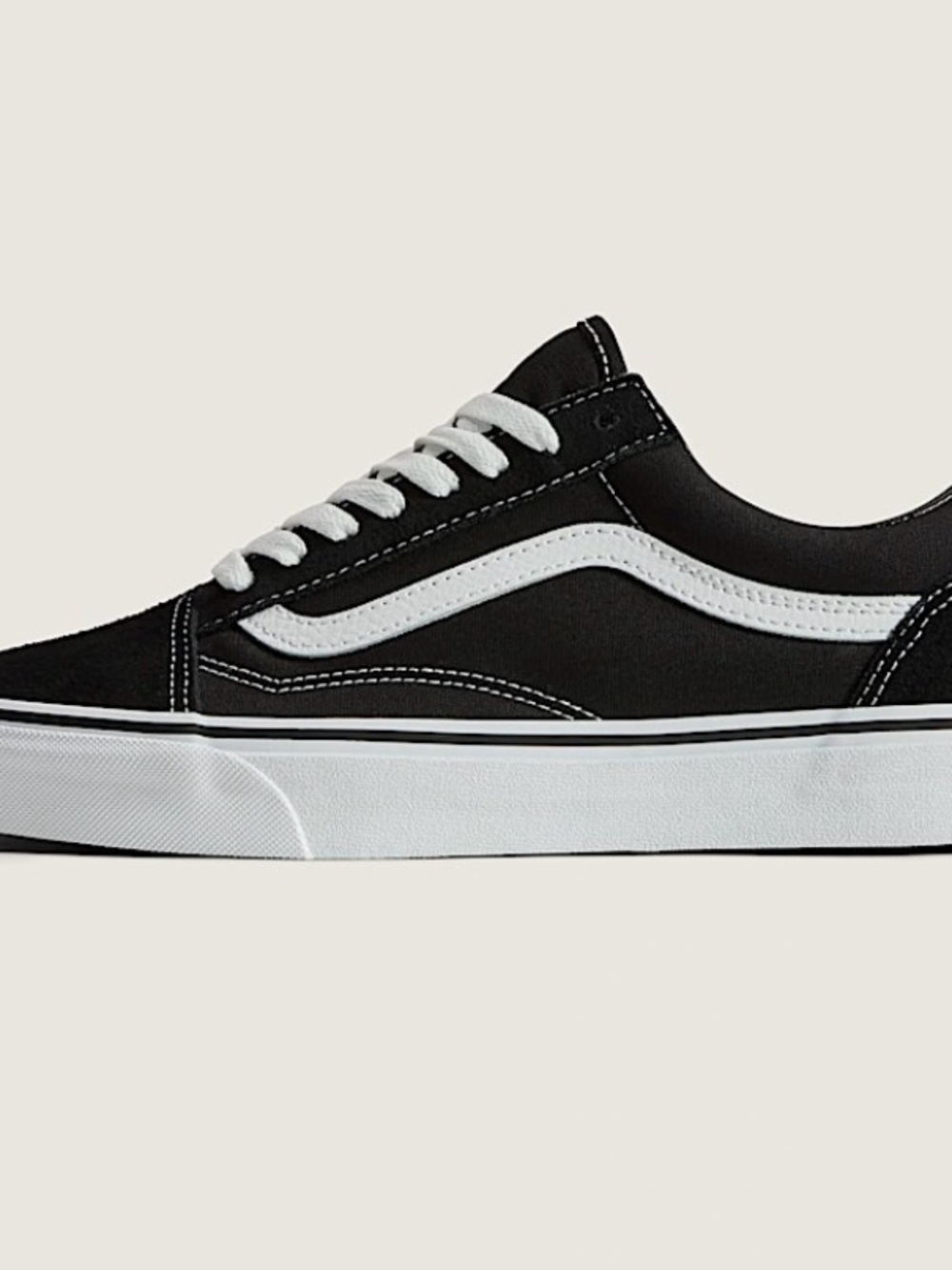 Vans Black & White Old Skool Low Top Sneaker